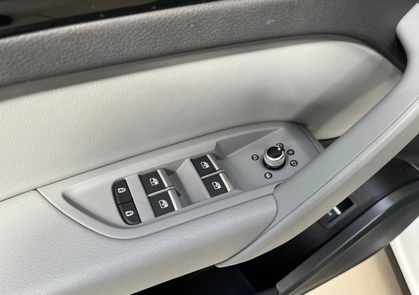 Audi Q5 Sportback cena 255000 przebieg: 14194, rok produkcji 2023 z Bydgoszcz małe 631